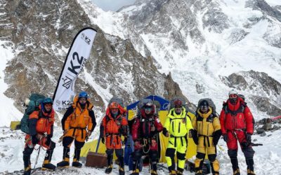 Save The Duck sulla vetta del K2 con un piumino sostenibile