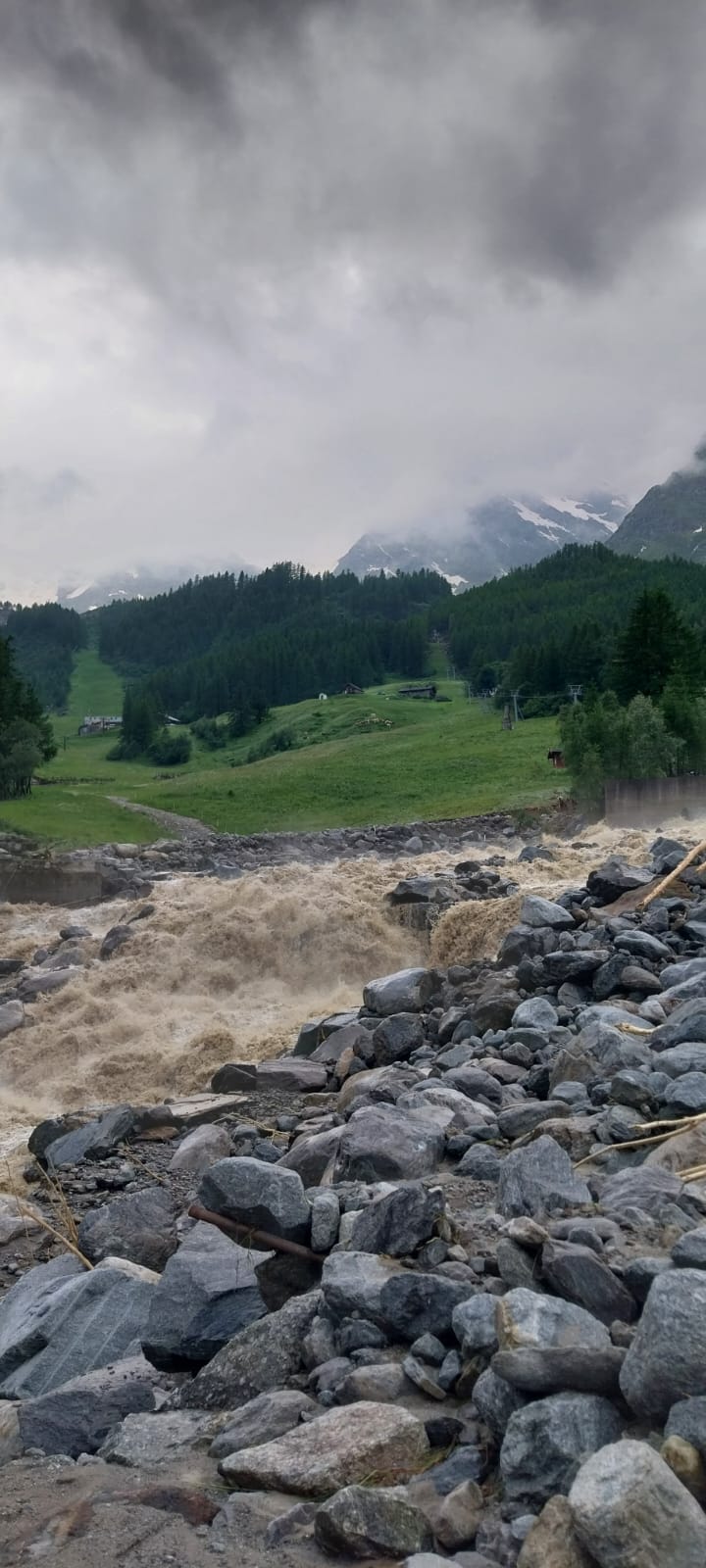 alluvione Macugnaga 2024, il torrente Anza verso Alpe Burki