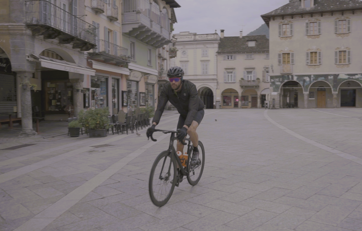 Marcello Ugazio, la partenza da Piazza Mercato di Domodossola