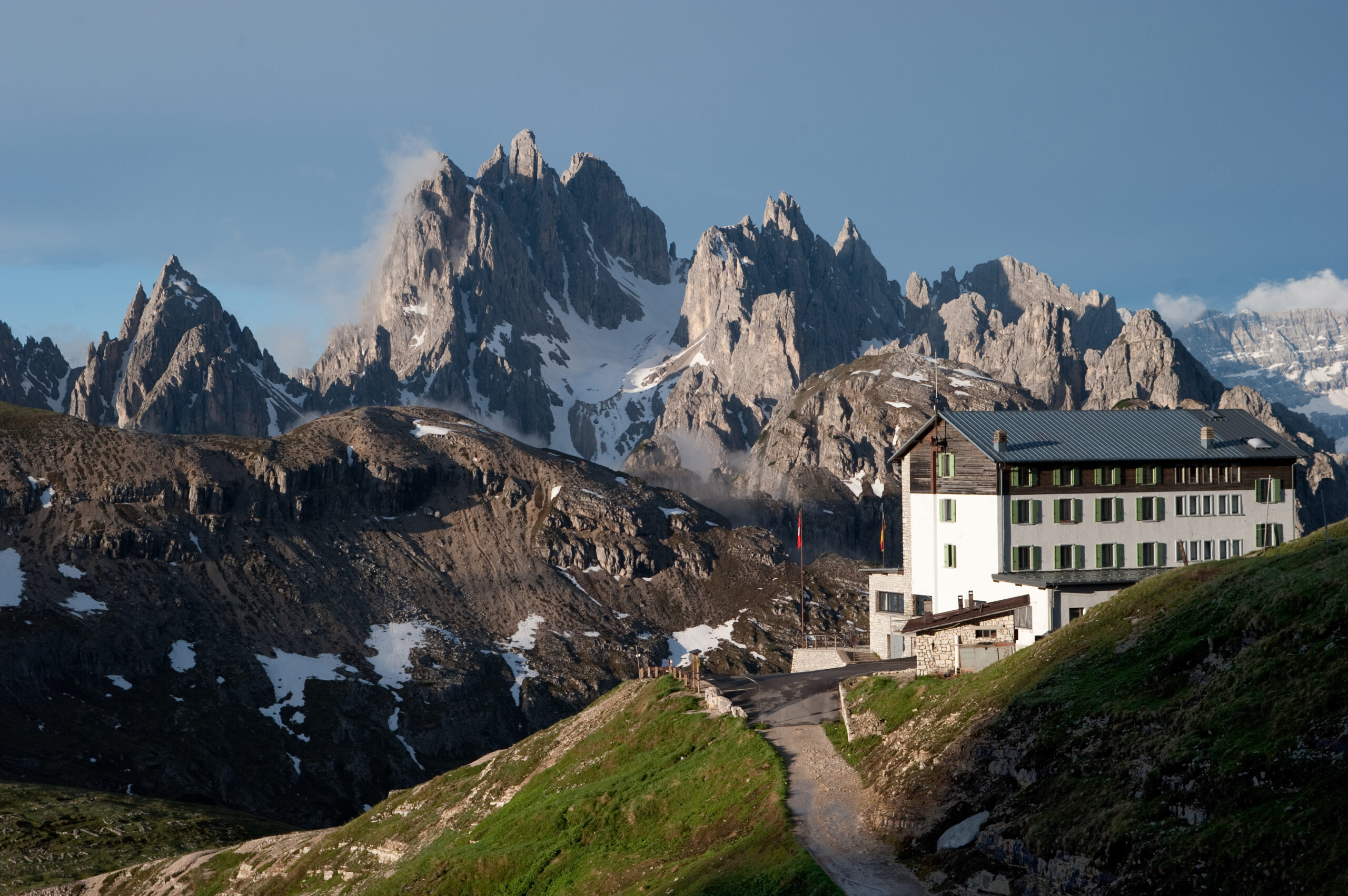 Rifugio Auronzo - foto archivio CAI Veneto