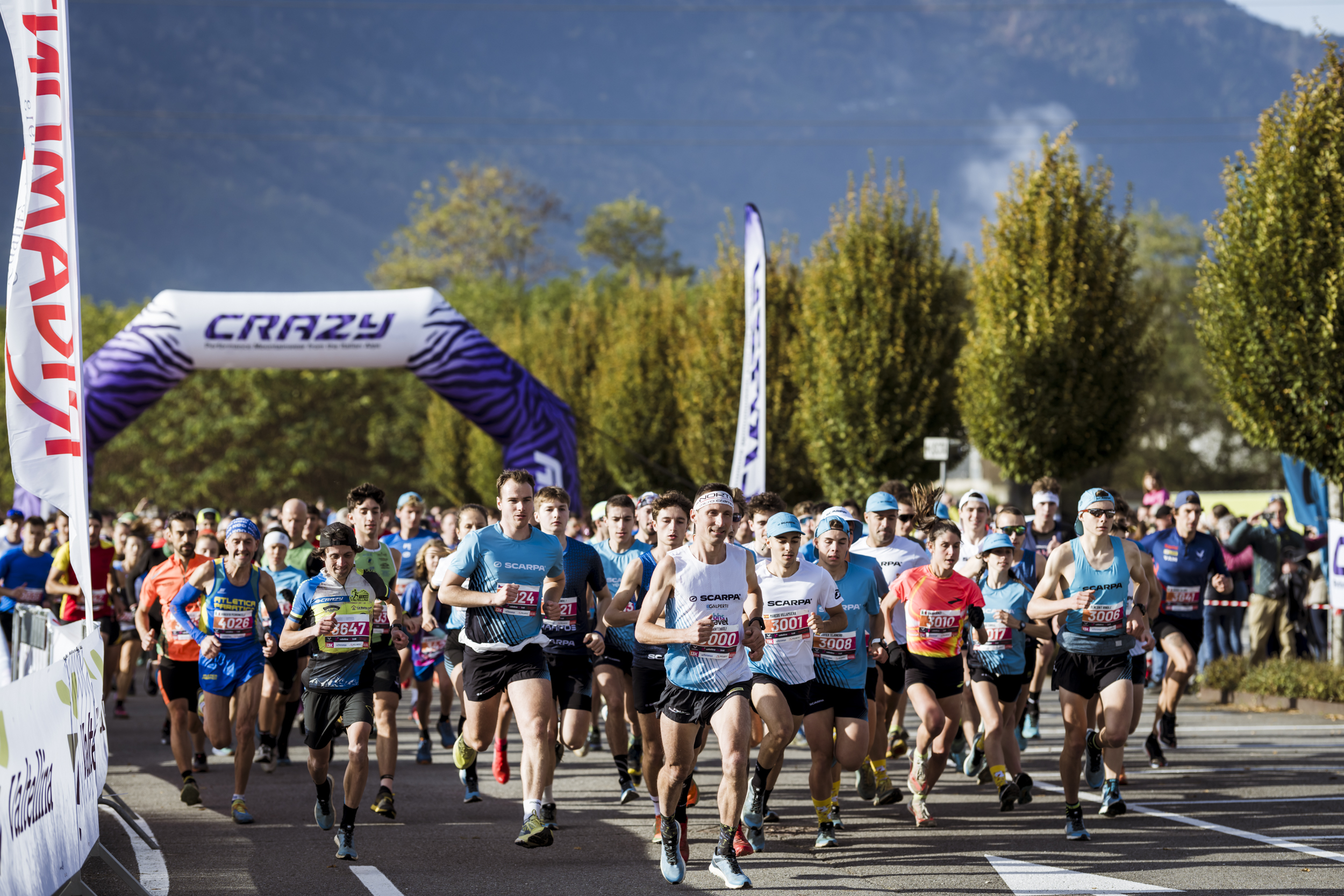 La partenza del Valtellina Wine Trail 2024 13 KM